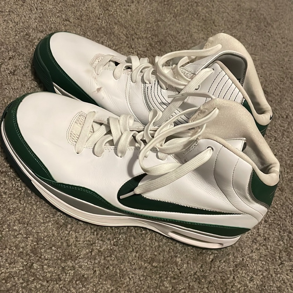 Nike elite men’s basketball shoes